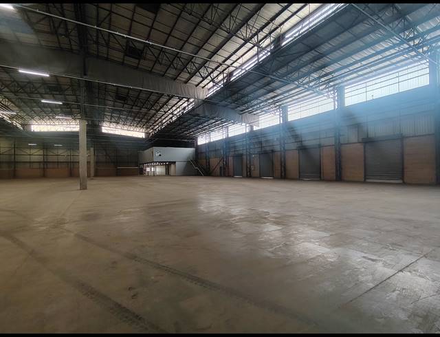 5,861M² WAREHOUSE TO LET IN GOSFORTH PARK